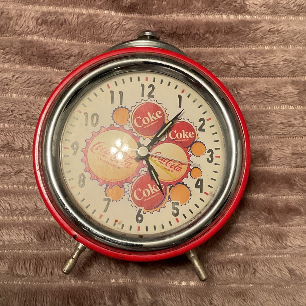 Coca Cola Red and Cream Bottle Cap Accent Clock